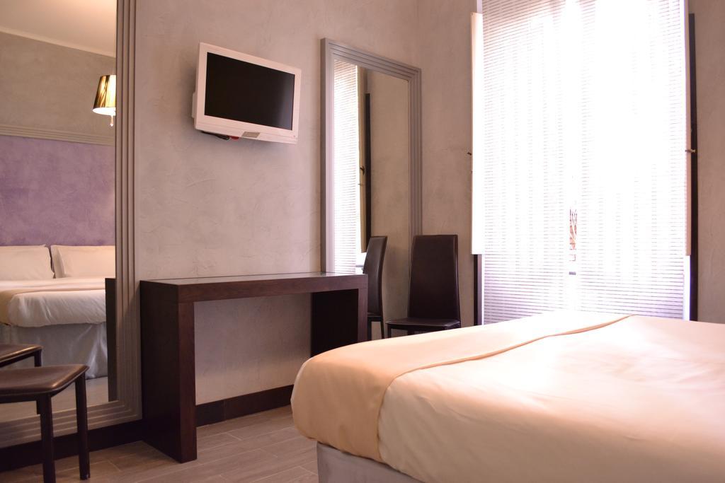 Tiburtina House Hotell Rom Exteriör bild