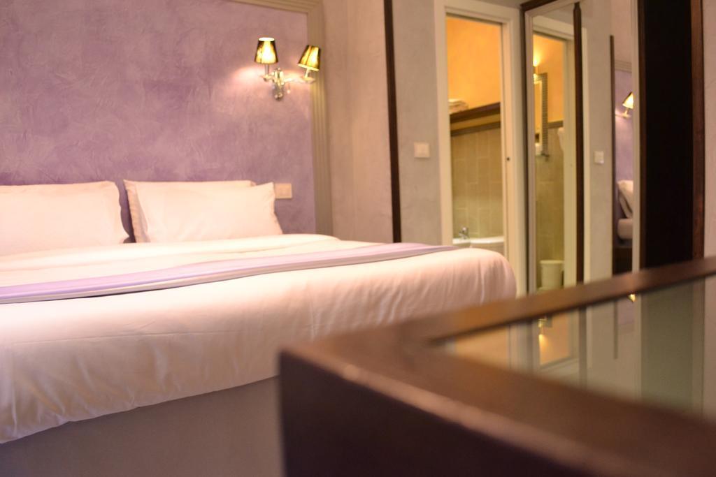 Tiburtina House Hotell Rom Exteriör bild