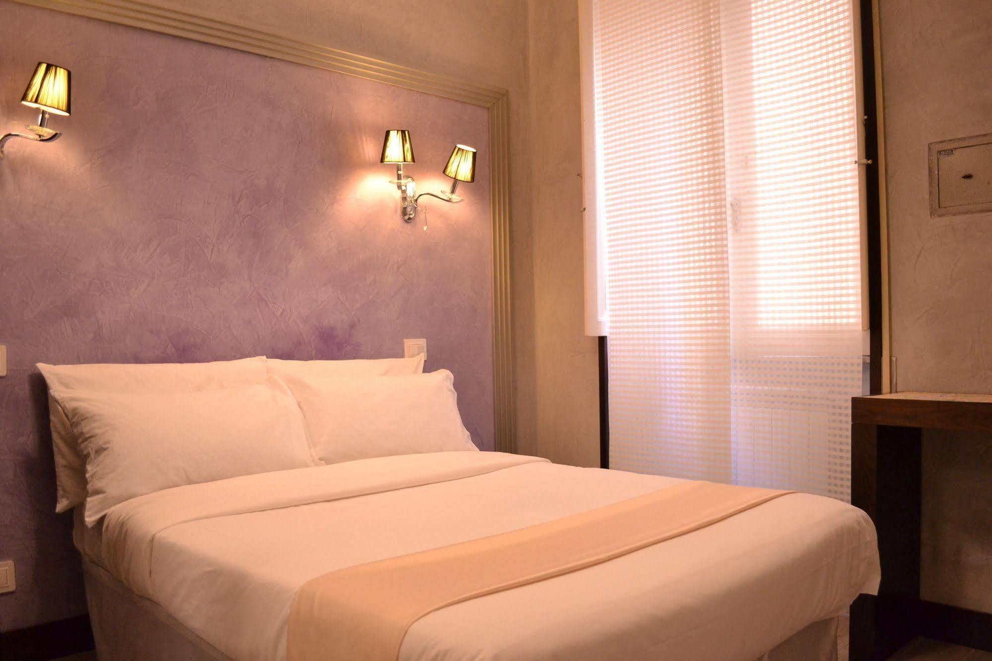 Tiburtina House Hotell Rom Exteriör bild