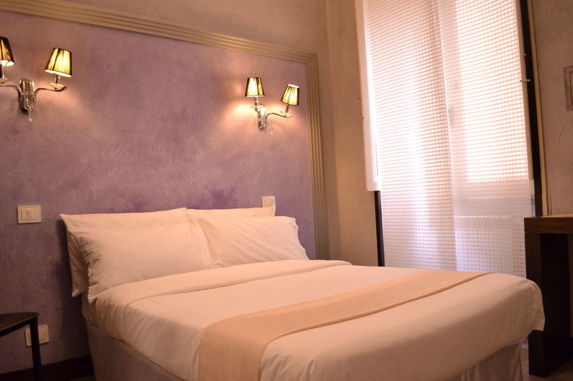 Tiburtina House Hotell Rom Exteriör bild