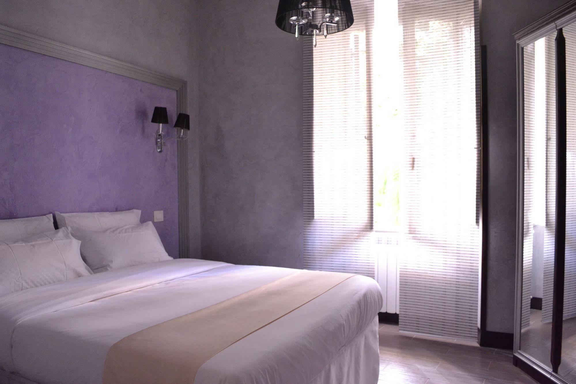 Tiburtina House Hotell Rom Exteriör bild